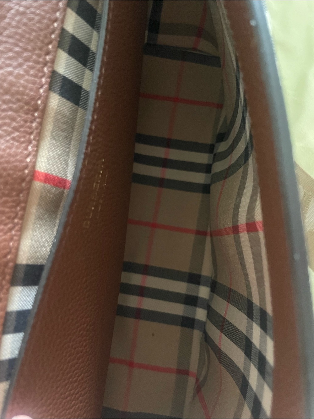 Burberry
Note Crossbody Bag Leather with Vintage Check Canvas Medium - Picture 6 of 12